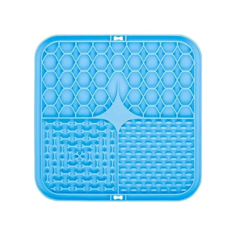 Tapis de léchage en silicone coloré avec ventouse pour chien, favorisant alimentation lente et calme pendant le bain